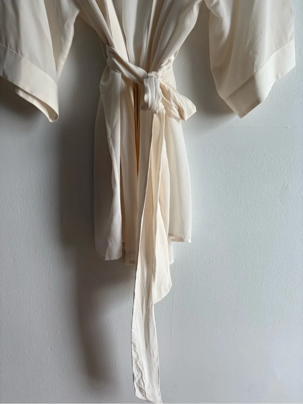 Kiki De Montparnasse Sz XS 100% Silk White Flowy Bridal Short Robe - Picture 7 of 9